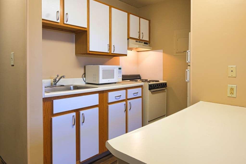 Suburban Studios Louisville East Zimmer foto